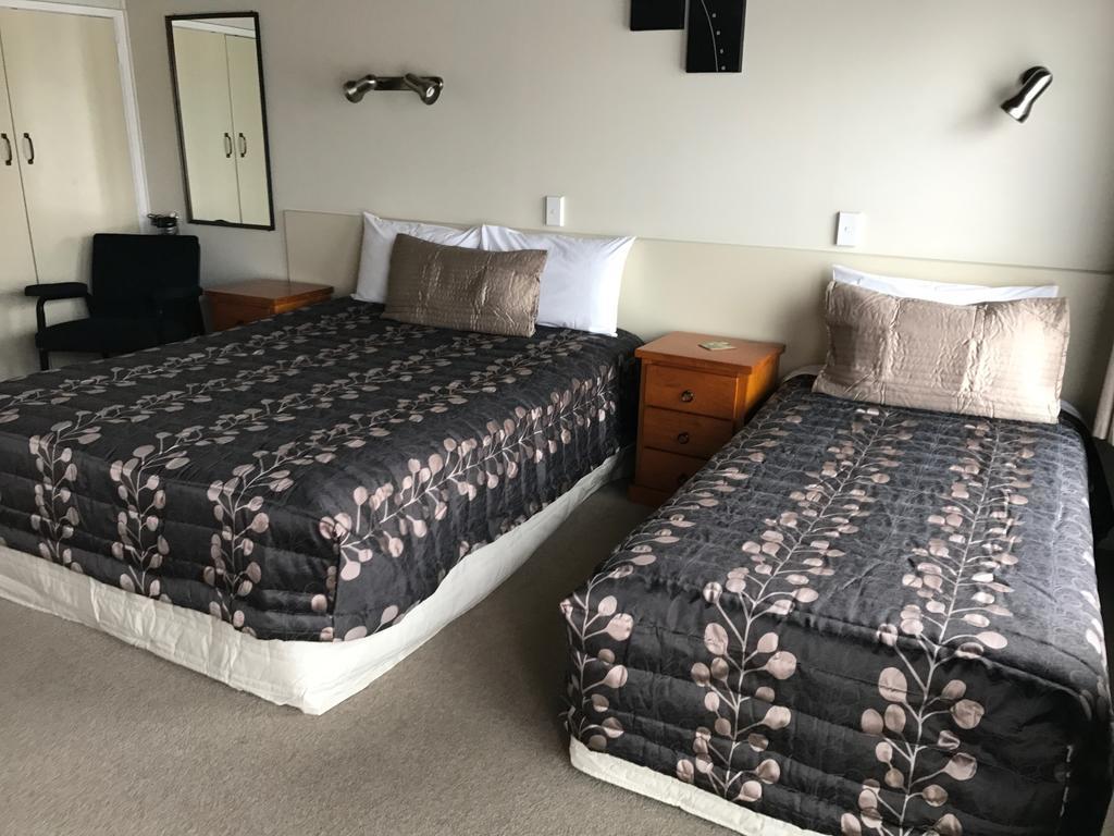 Tourist Court Motel Whakatane Buitenkant foto